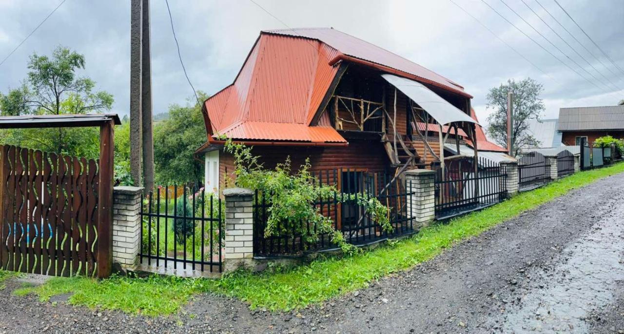 Лісова Хатинка Apartamento Kelechin Exterior foto