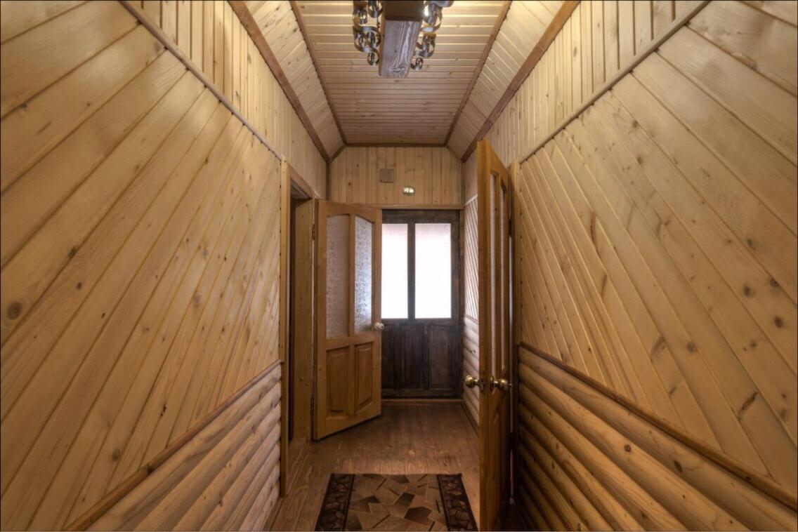Лісова Хатинка Apartamento Kelechin Exterior foto